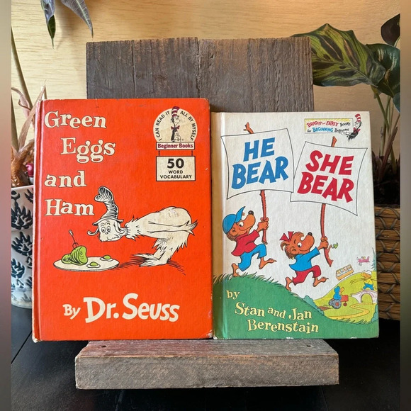 2 Vintage Dr. Suess Books - Green Eggs and Ham & He Bear She Bear - Picture 1 of 13